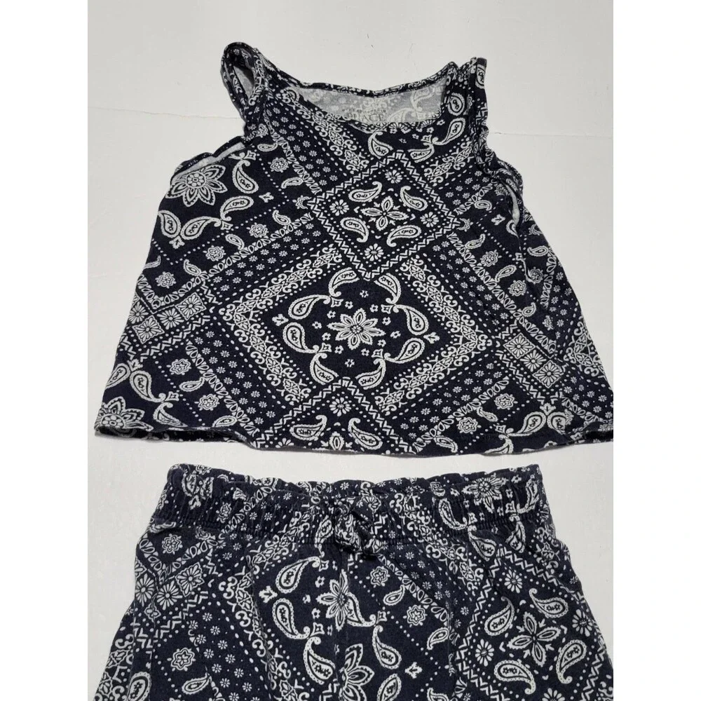 (#9) The Childer's Place Girl Blue / White Top & Shorts Outfit Toddler 2T